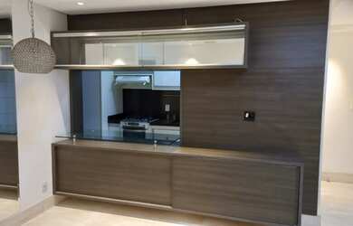 Imagem: O apartamento possui 3 Dormitórios, 1 Banheiro, 1 Vaga na garagem