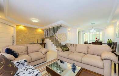 Imagem: A casa em condomínio possui 3 Dormitórios, 3 Banheiros, 2