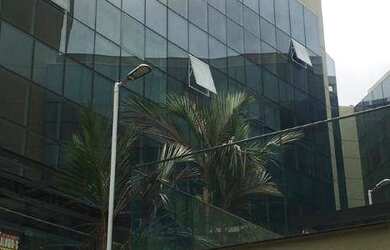 Imagem: O depósito possui 1 Vaga na garagem, 28m² de Área e está