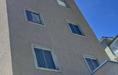 Imagem: O apartamento possui 2 Dormitórios, 1 Banheiro, 1 Vaga na garagem