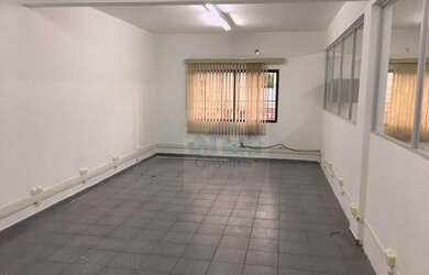 Imagem: O depósito possui 500m² de Área e está localizado em Vila