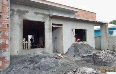 Imagem: A casa possui 3 Dormitórios, 1 Banheiro e 127049m² de Área