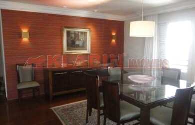 Imagem: O apartamento na cobertura possui 4 Dormitórios, 4 Banheiros