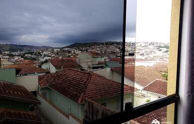 Imagem: O apartamento à venda possui 2 Dormitórios, 1 Banheiro, 2