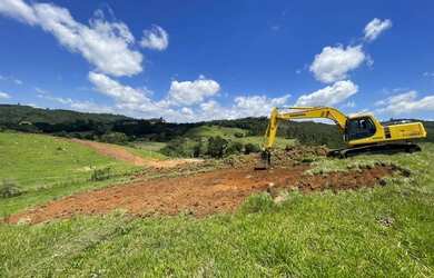 Imagem: O terreno possui 600m² de Área e está localizado em Centro