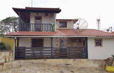 Imagem: A casa em condomínio possui 3 Dormitórios, 4 Banheiros, 260m²