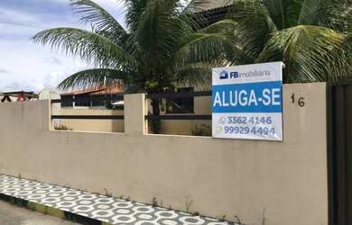 Imagem: A casa possui 2 Dormitórios, 1 Banheiro, 3 Vagas na garagem