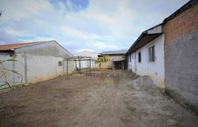 Imagem: O terreno possui 400m² de Área e está localizado em Bairro