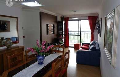 Imagem: O apartamento possui 3 Dormitórios, 1 Banheiro, 2 Vagas na