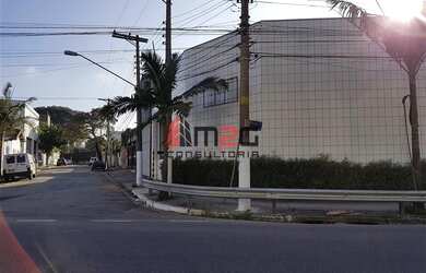 Imagem: O depósito possui 450m² de Área e está localizado em Vila