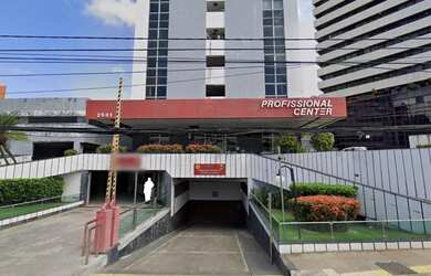 Imagem: O depósito possui 1 Vaga na garagem e 27m² de Área e está