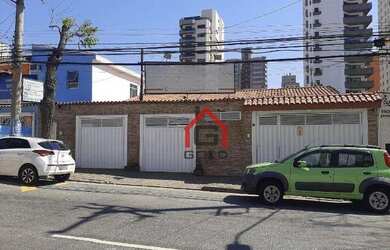 Imagem: O depósito possui 4 Vagas na garagem, 150m² de Área e está