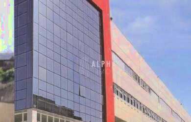 Imagem: O depósito possui 5 Vagas na garagem, 17103m² de Área e está