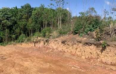Imagem: O terreno possui 600m² de Área e está localizado em Centro