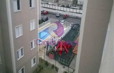 Imagem: O apartamento possui 2 Dormitórios, 1 Banheiro, 1 Vaga na garagem