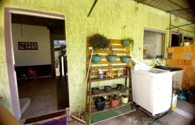 Imagem: A casa em condomínio possui 1 Dormitório, 1 Banheiro, 2 Vagas