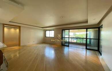 Imagem: O apartamento possui 5 Dormitórios, 5 Banheiros, 5 Vagas na