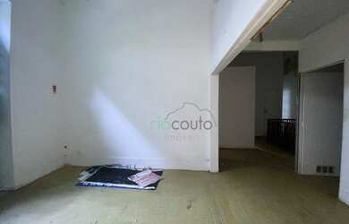 Imagem 13: Casa em Rua Nobre. 198m² de Área, 2 Banheirose4 Dormitórios