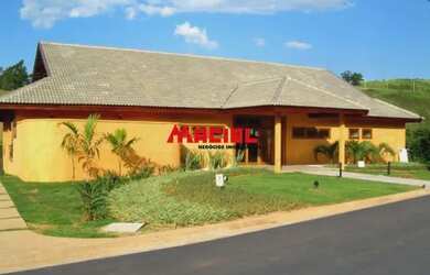 Imagem: O terreno possui 1.000m² de Área e está localizado em Jambeiro