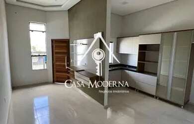 Imagem: A casa possui 2 Dormitórios, 2 Banheiros, 2 Vagas na garagem