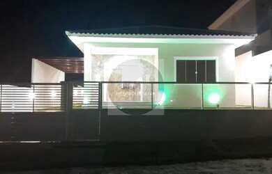 Imagem: A casa em condomínio possui 3 Dormitórios, 3 Banheiros, 3