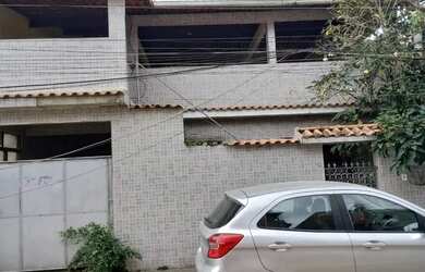 Imagem: A casa em condomínio possui 3 Dormitórios, 1 Banheiro, 1 Vaga