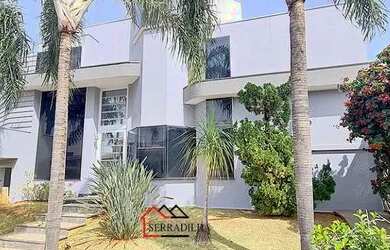 Imagem: A casa em condomínio possui 3 Dormitórios, 5 Banheiros, 4