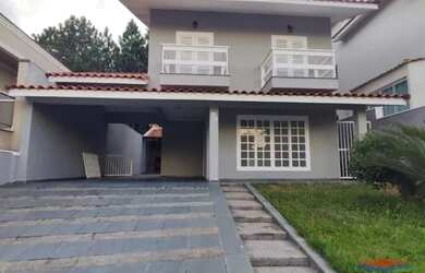 Imagem: A casa em condomínio possui 2 Dormitórios, 1 Banheiro, 4 Vagas