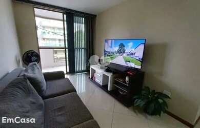 Imagem: O apartamento possui 2 Dormitórios, 2 Banheiros, 2 Vagas na