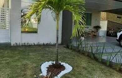 Imagem: A casa possui 3 Dormitórios, 1 Banheiro, 2 Vagas na garagem