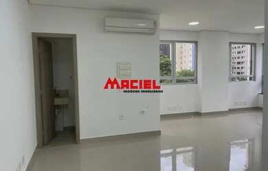 Imagem: O depósito possui 1 Vaga na garagem, 35m² de Área e está