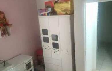 Imagem: A casa em condomínio possui 3 Dormitórios, 2 Banheiros, 2