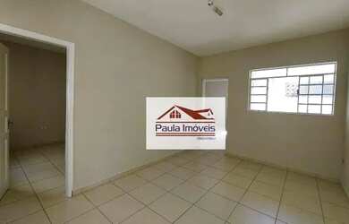 Imagem: A casa para alugar possui 2 Dormitórios, 1 Banheiro, 80m²