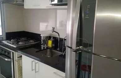 Imagem: O apartamento possui 2 Dormitórios, 1 Banheiro, 1 Vaga na garagem