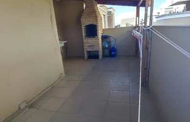 Imagem: O apartamento na cobertura possui 3 Dormitórios, 2 Banheiros