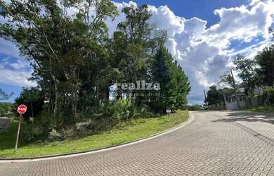 Imagem 2: TERRENO DE ESQUINA EM GRAMADO