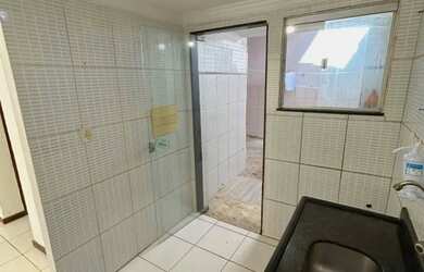 Imagem 8: Linda Casa Tipo Village dentro de Condomínio Fechado 2/4 Duas Suítes Completas Abrantes