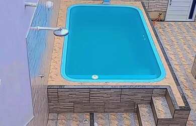 Imagem: A casa possui 1 Dormitório e 2 Banheiros e está localizado