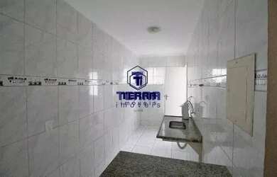 Imagem 5: Casa com 2 quartos ao lado da praça do Colubandê. Segurança e praticidade