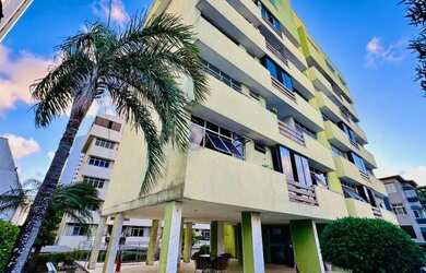 Imagem: O apartamento possui 4 Dormitórios, 4 Banheiros, 2 Vagas na