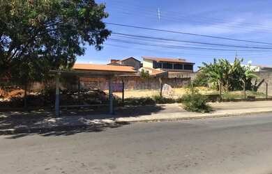 Imagem: O terreno possui 540m² de Área e está localizado em Vila