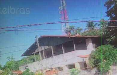 Imagem 2: Pé na areia 04 Suites 300m2