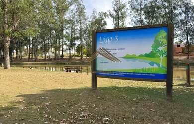 Imagem 12: Terreno com frente ao lago no Ninho Verde 1, lote único
