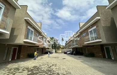 Imagem: A casa em condomínio possui 3 Dormitórios, 5 Banheiros, 2