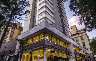 Imagem: O apartamento possui 3 Dormitórios, 4 Banheiros, 4 Vagas na