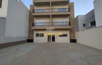 Imagem: O apartamento possui 2 Dormitórios, 2 Banheiros, 2 Vagas na