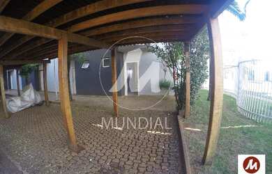 Imagem: O studio possui 1 Dormitório, 2 Banheiros, 1 Vaga na garagem