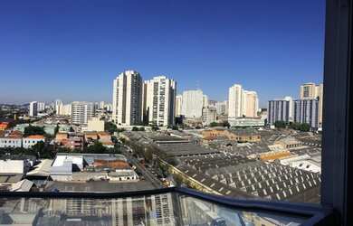 Imagem: O depósito possui 1 Vaga na garagem, 43m² de Área e está