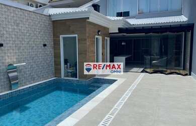 Imagem: A casa em condomínio possui 3 Dormitórios, 4 Banheiros, 3