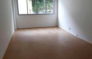 Imagem: A kitnet possui 1 Dormitório, 1 Banheiro, 1 Vaga na garagem